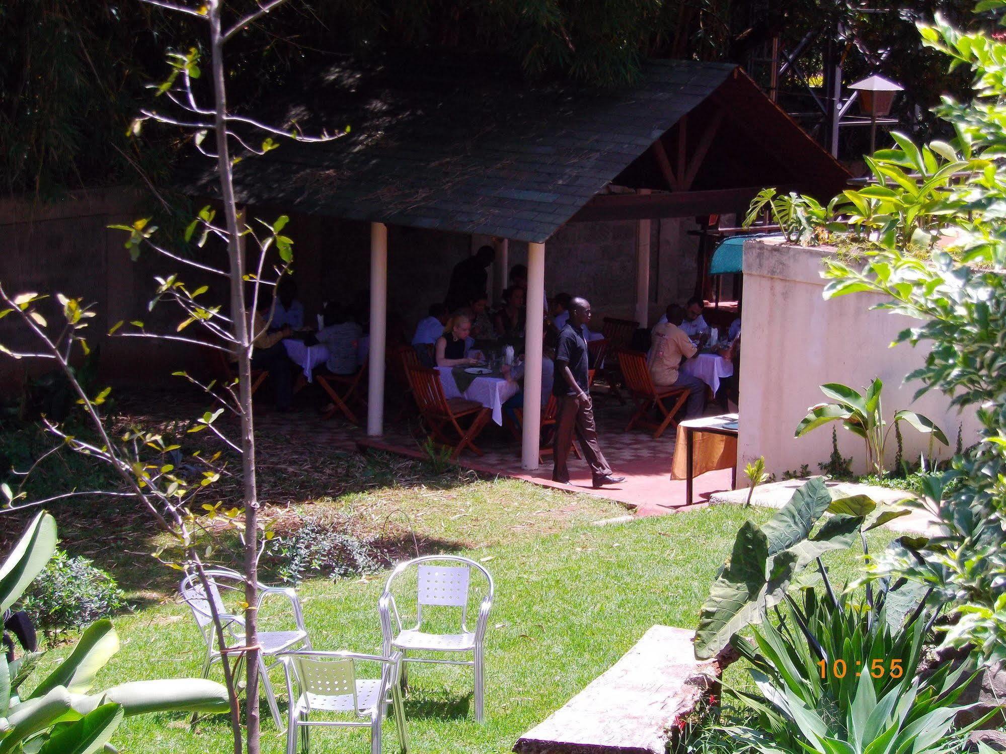 Hotel Riverview Westlands Nairobi Exterior photo