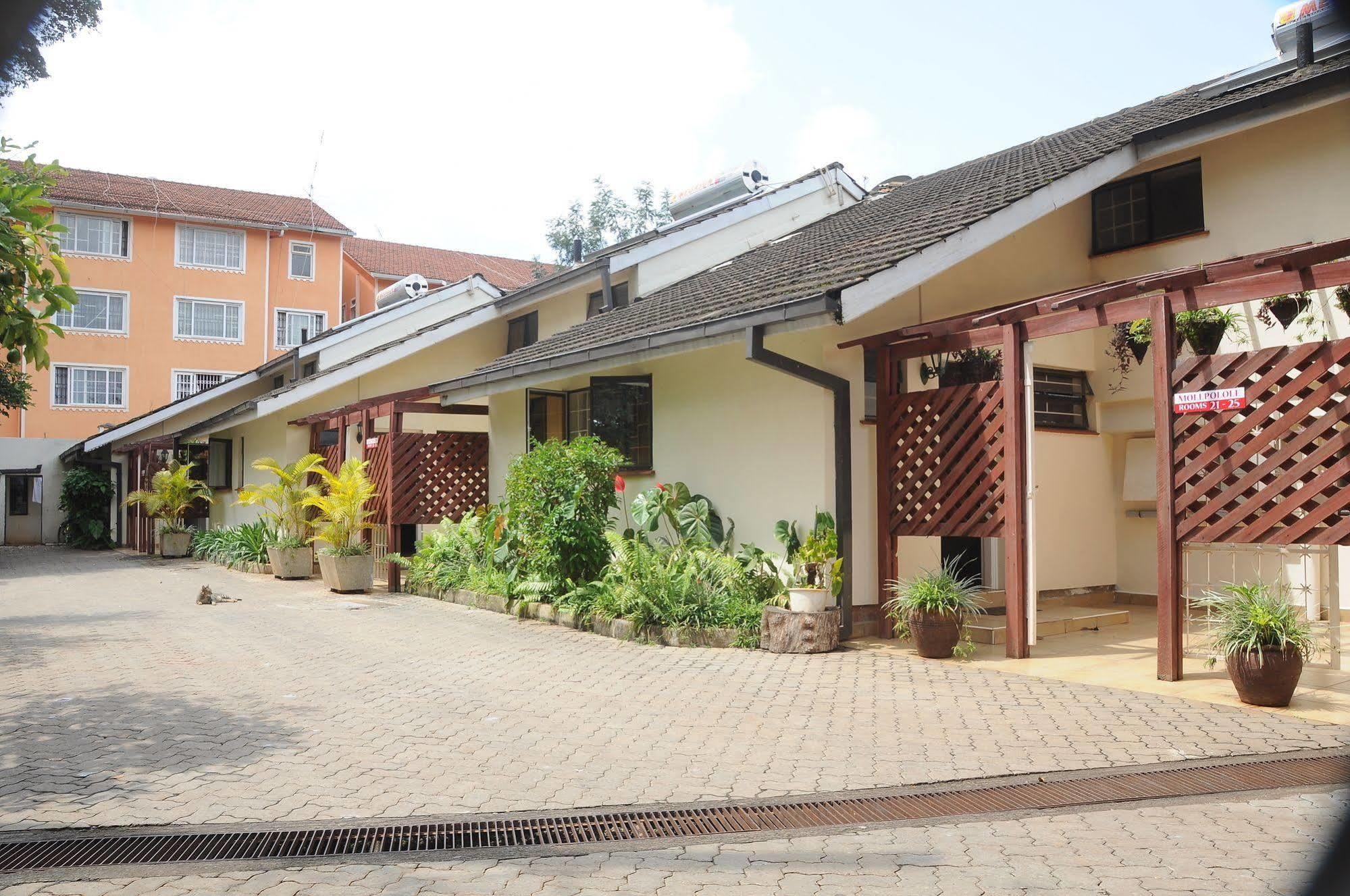 Hotel Riverview Westlands Nairobi Exterior photo